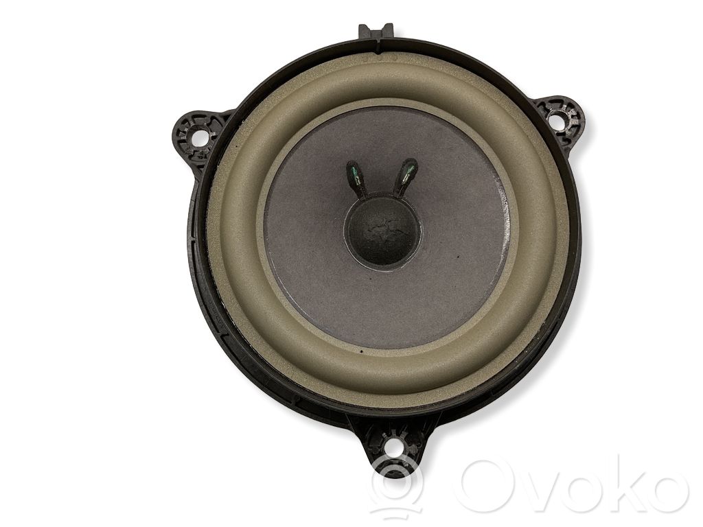 Nissan Qashqai Front door speaker 