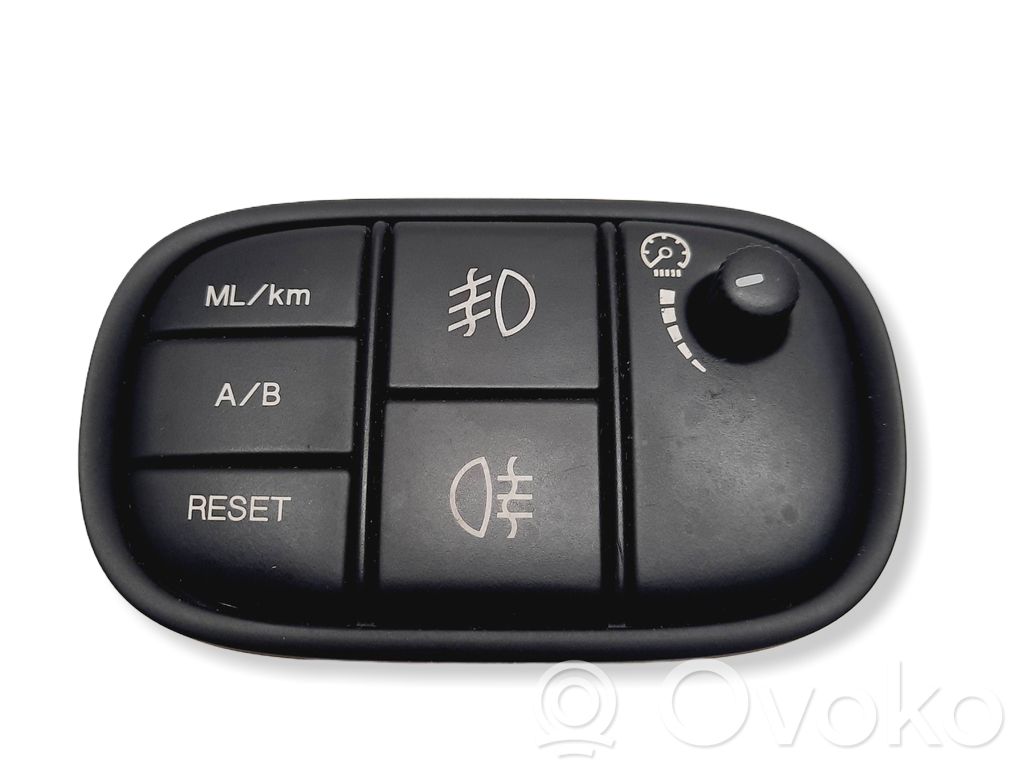 Jaguar S-Type Fog light switch 