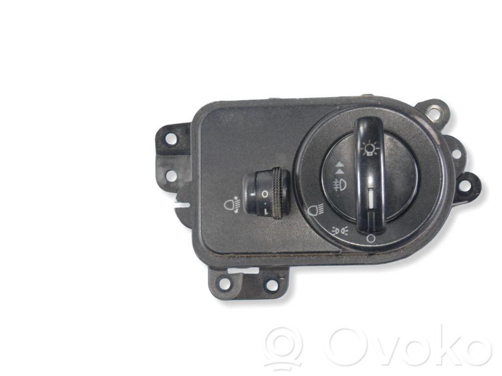 Interruptor de luz   2S6T13A024CA