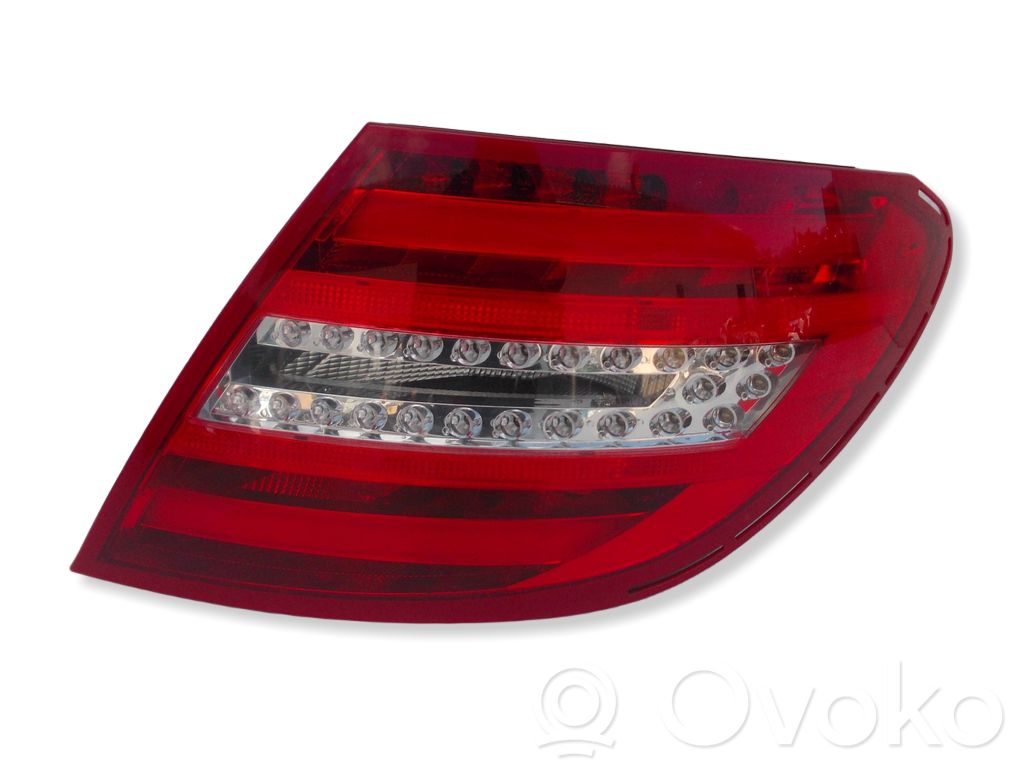 Mercedes-Benz C W204 Lampa tylna 