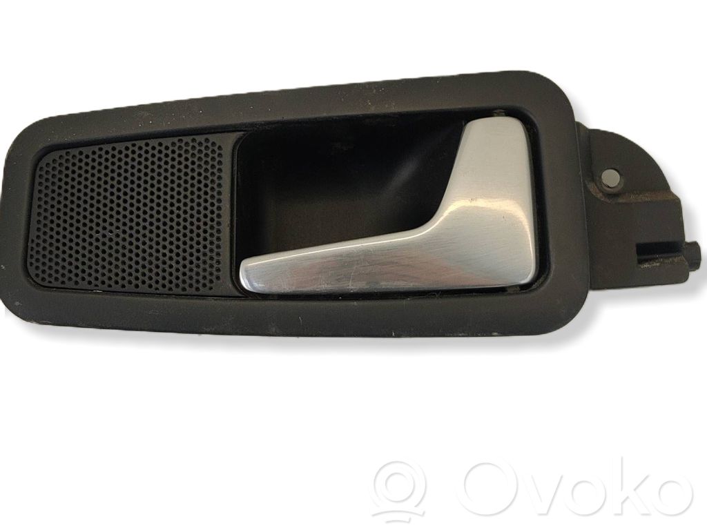 Manecilla interna puerta trasera   4D0839020C,PA6GF25