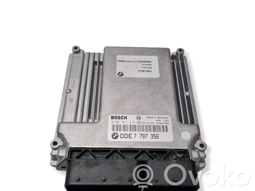 BMW 1 E81 E87 Engine control unit/module 