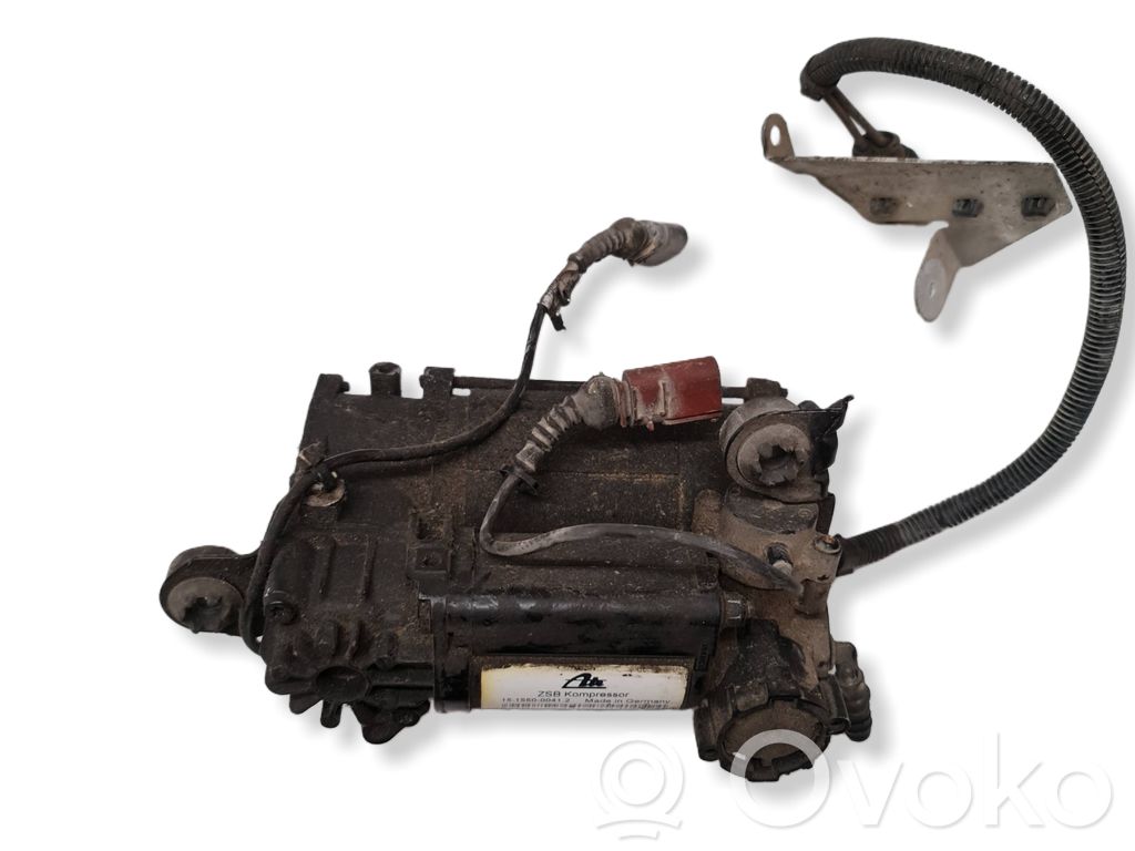 Audi A8 S8 D3 4E Gaisa kompresors 