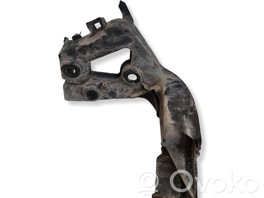 Audi A8 S8 D3 4E Rear bumper mounting bracket 