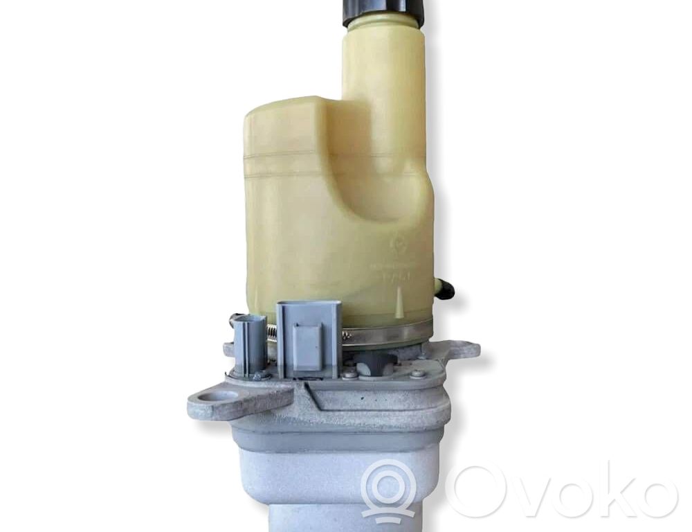 Volvo C30 Ohjaustehostimen pumppu 
