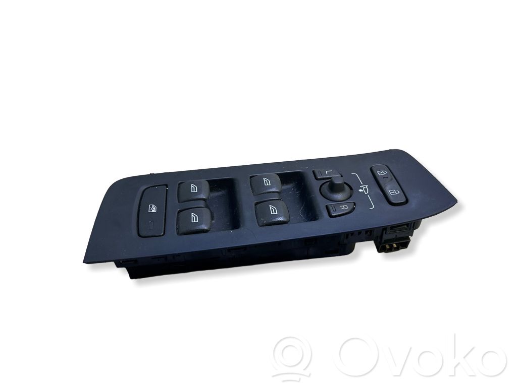 Electric window control switch   31453232,SWEA01,15W446