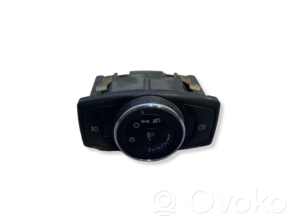 Light switch   10110705,GK2T13D061AA,170620A