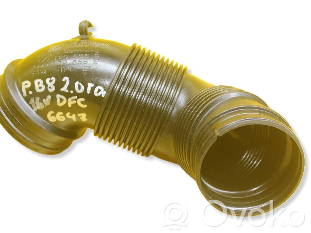 Volkswagen PASSAT B8 Rura / Wąż dolotowy powietrza turbiny 