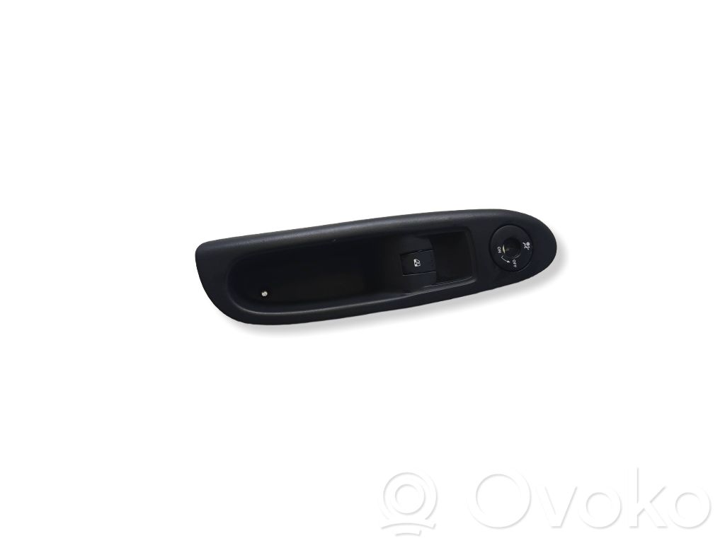 Electric window control switch   8200084005