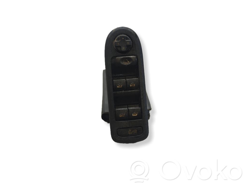 Peugeot 308 Electric window control switch 