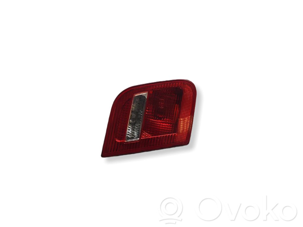 BMW 3 E46 Tailgate rear/tail lights 