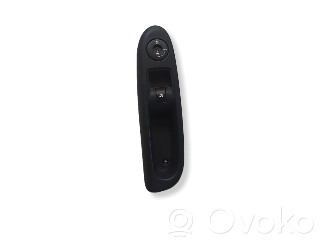 Renault Clio II Electric window control switch 