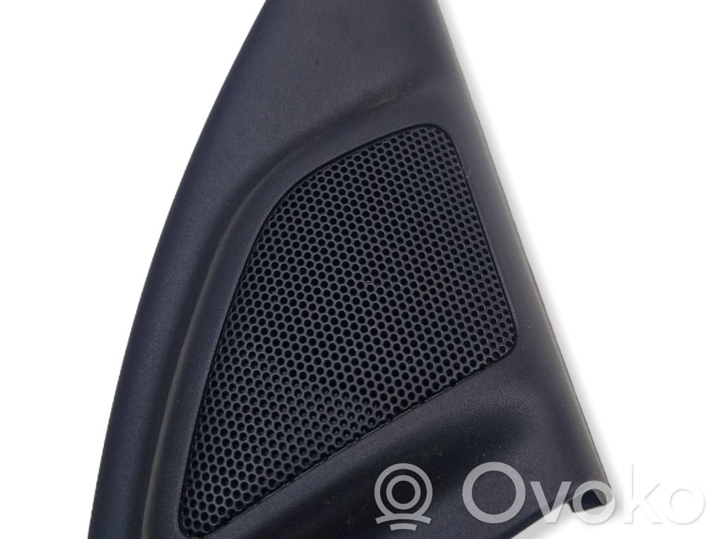 Volvo V70 Front door speaker 