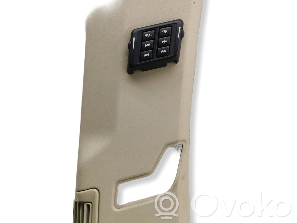 Volvo XC90 Garso reguliavimo jungtukas 