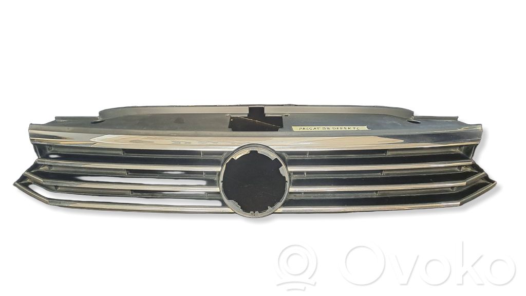 Volkswagen PASSAT B8 Maskownica / Grill / Atrapa górna chłodnicy 