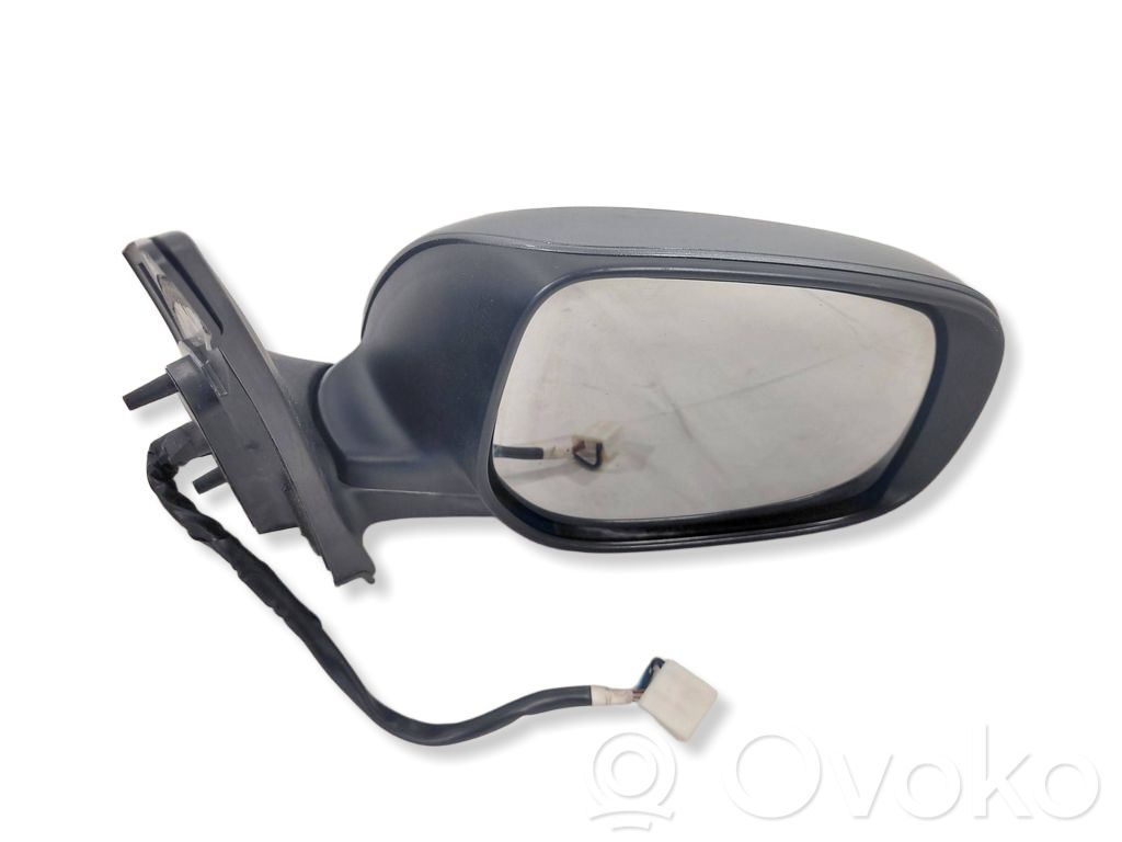 Toyota Corolla E140 E150 Front door electric wing mirror 