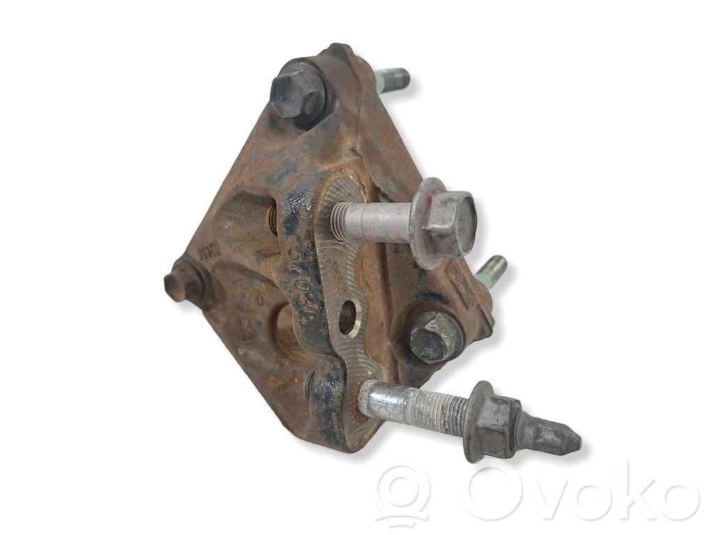 Toyota Corolla E140 E150 Engine mounting bracket 