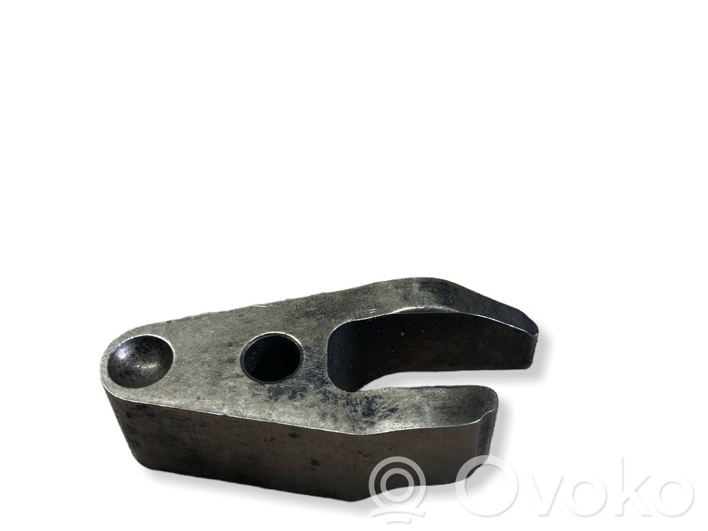 Mercedes-Benz E W212 Fuel Injector clamp holder 
