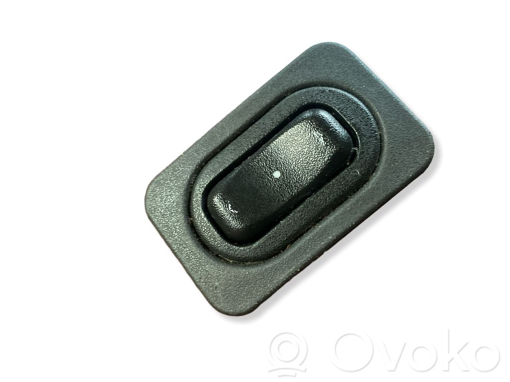 Opel Meriva A Electric window control switch 