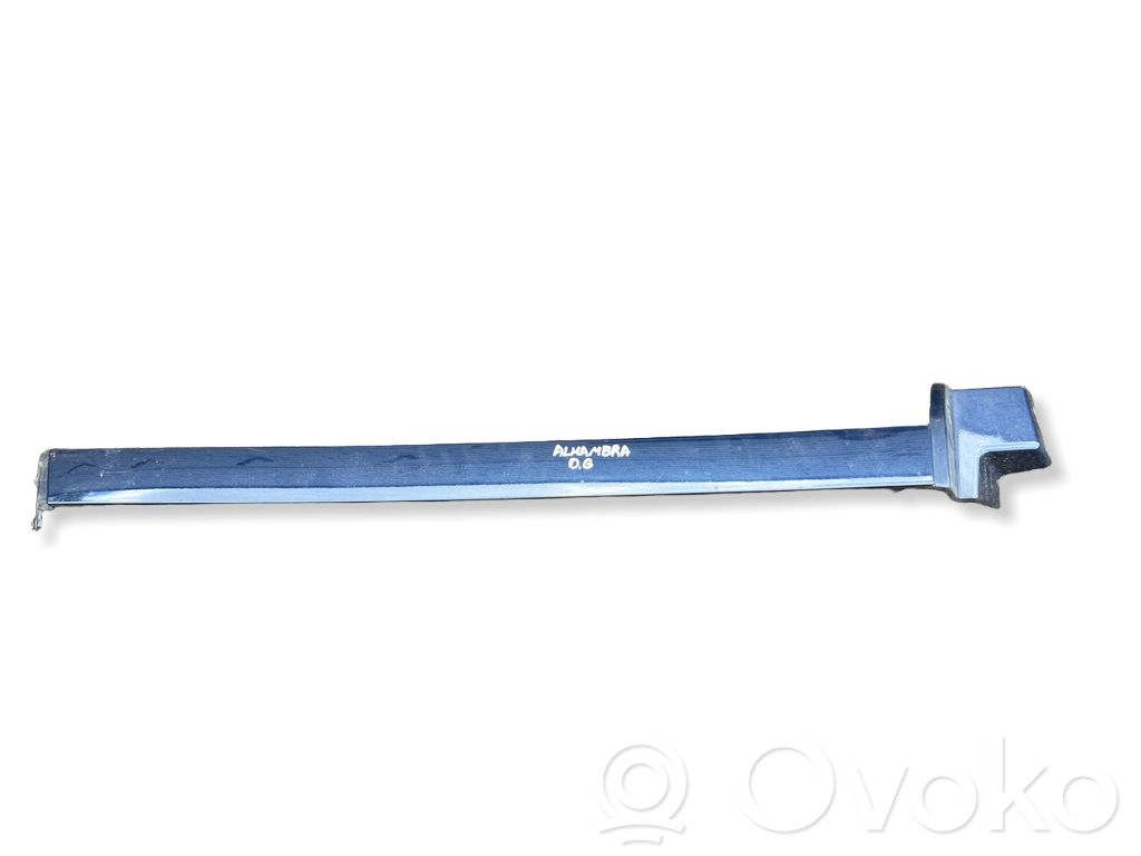 Seat Alhambra (Mk2) Sliding door rail trim 
