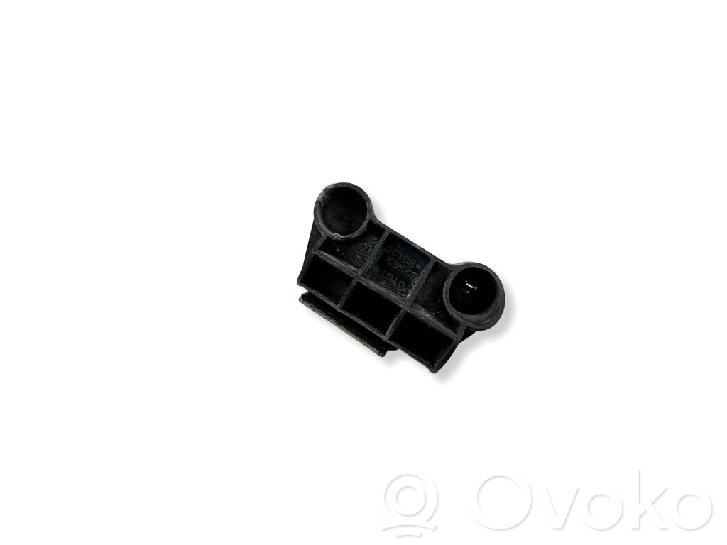 Lexus GS 300 350 430 450H Rear bumper mounting bracket 