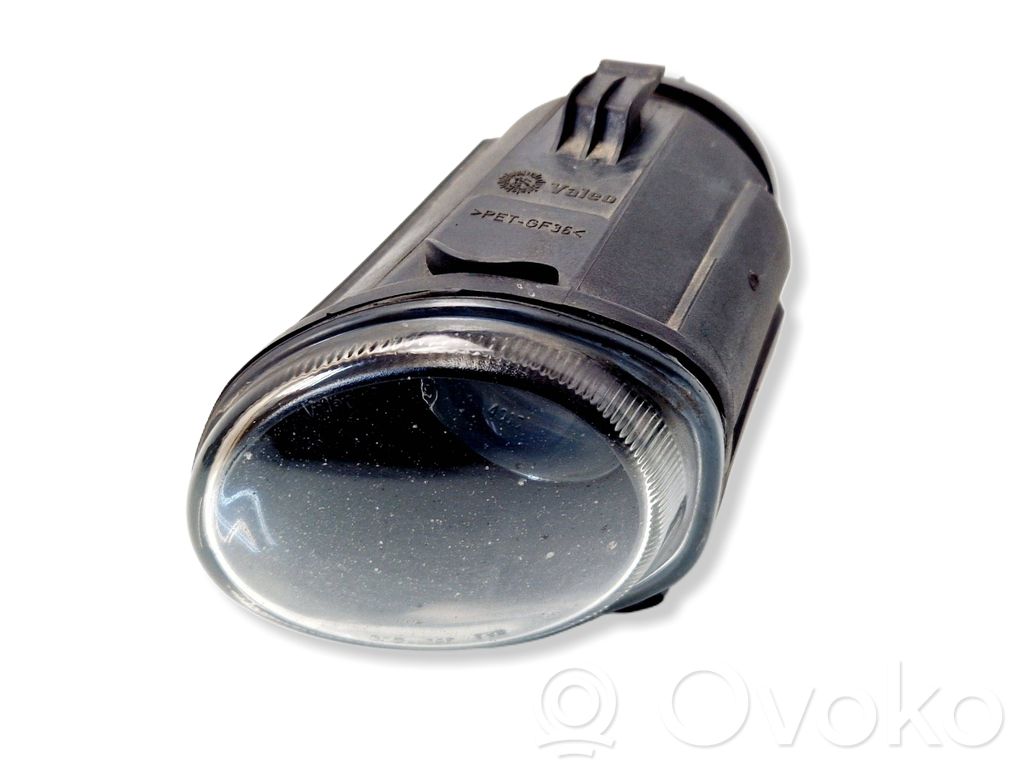 Front fog light   E9024015