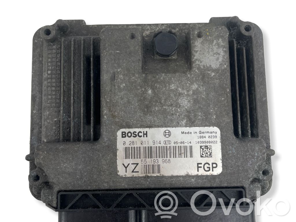 Opel Vectra C Engine control unit/module 