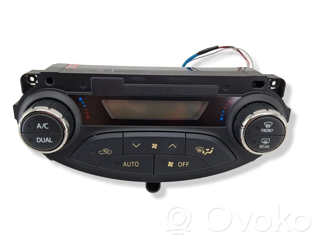 Toyota Yaris Climate control unit 