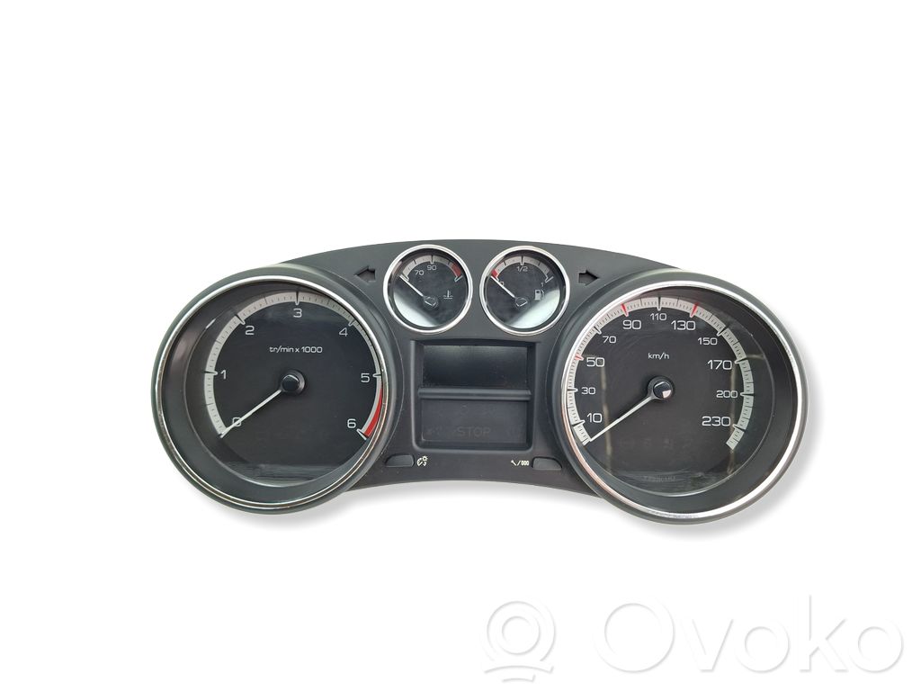 Peugeot 308 Speedometer (instrument cluster) 