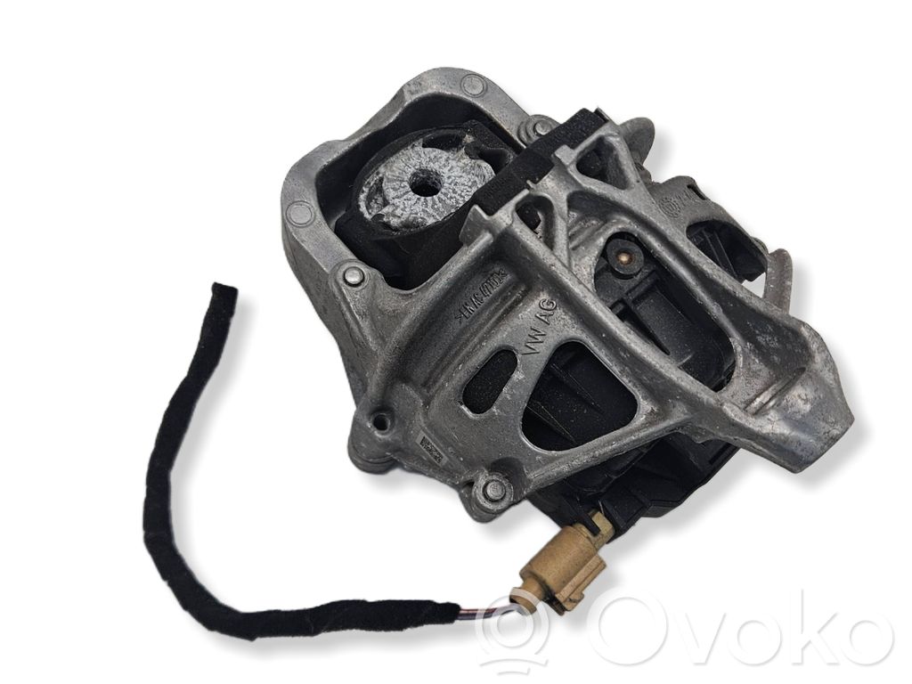 Engine mount bracket   4M0199372FF,10032017