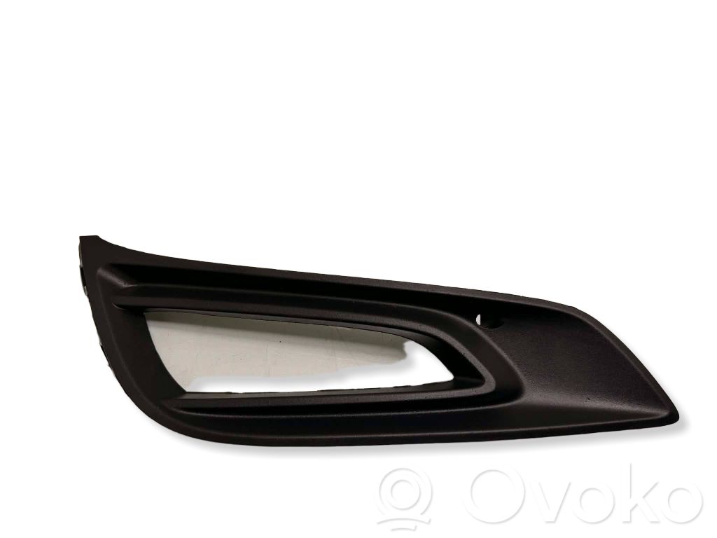 Opel Astra K Etusumuvalon ritilä 