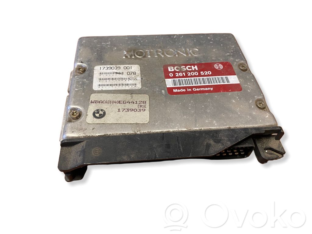 Unité de commande, module ECU de moteur   39039001,0261200520,1739039