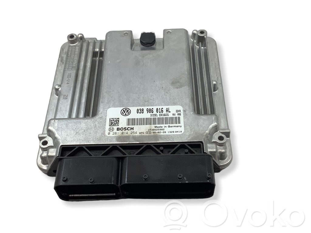 Volkswagen Transporter - Caravelle T5 Sterownik / Moduł ECU 