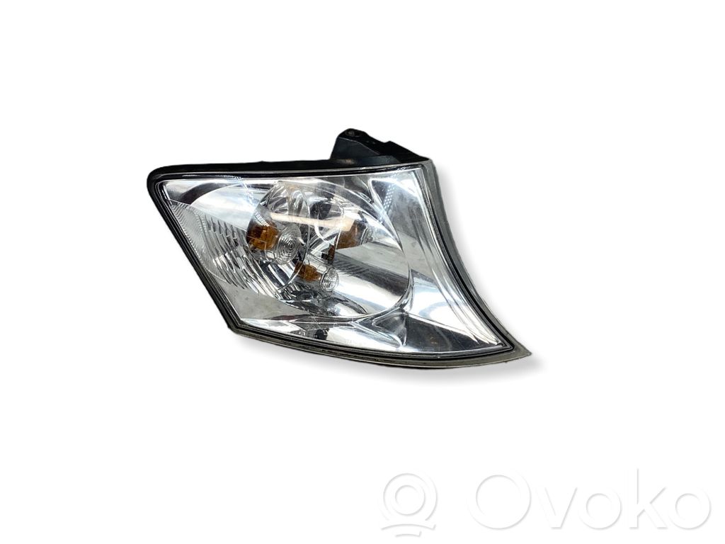 Mazda MPV Front indicator light 