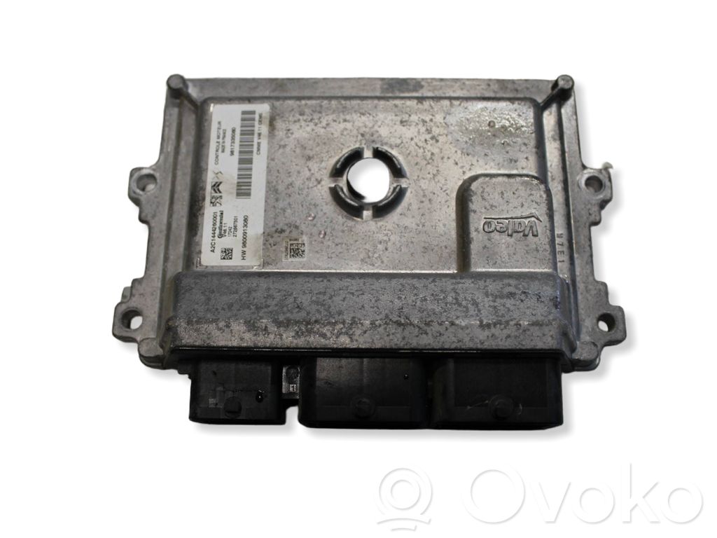 Moottorin ohjainlaite/moduuli   9817335080
