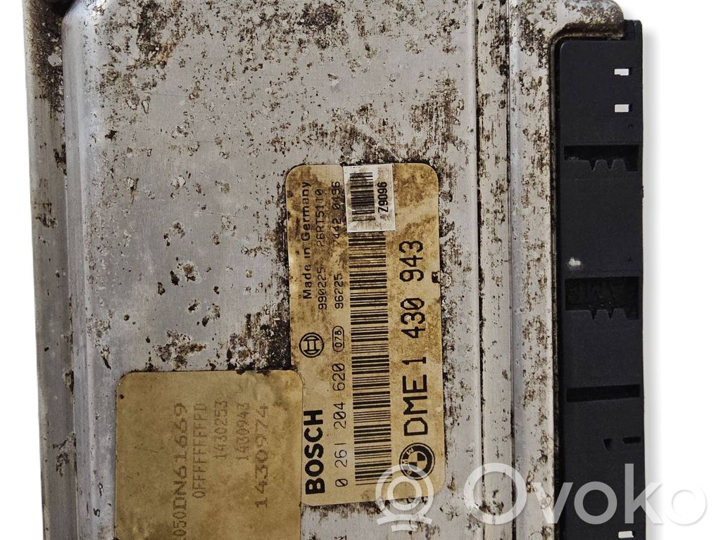 BMW 5 E39 Engine control unit/module 