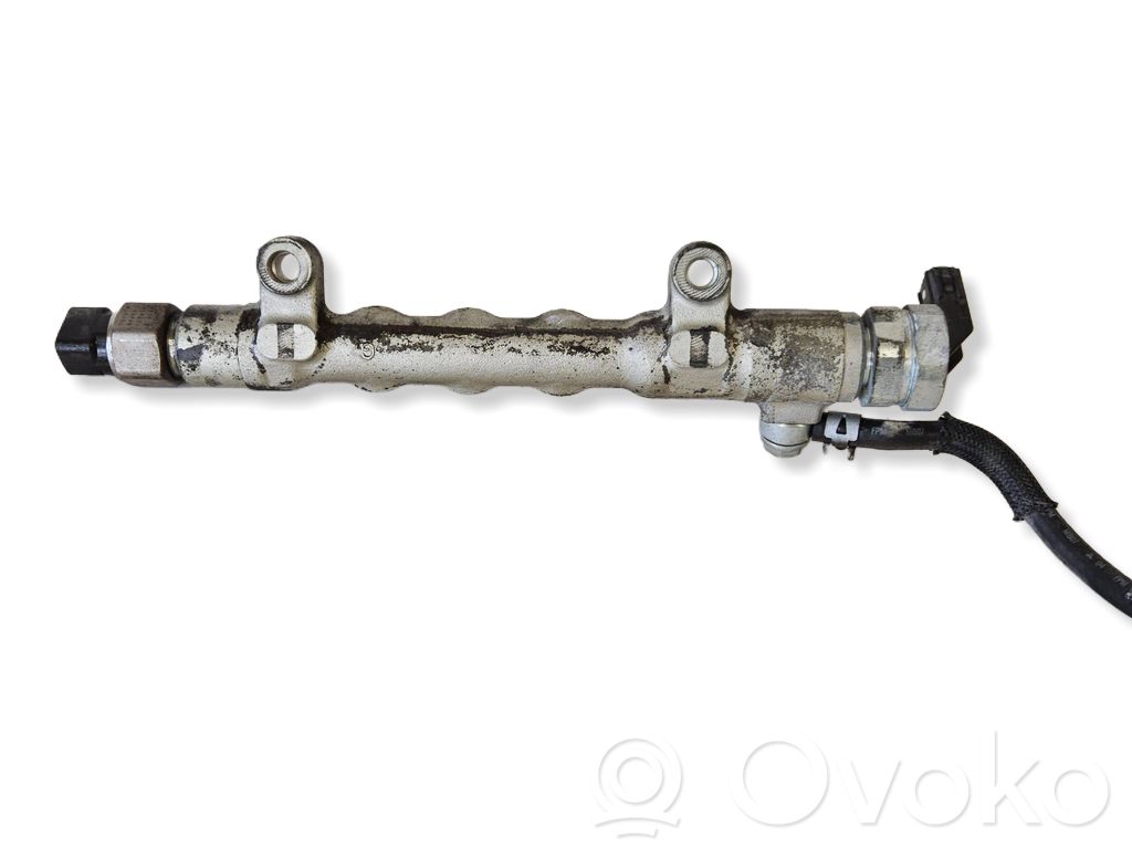 Toyota Avensis T270 Fuel main line pipe 