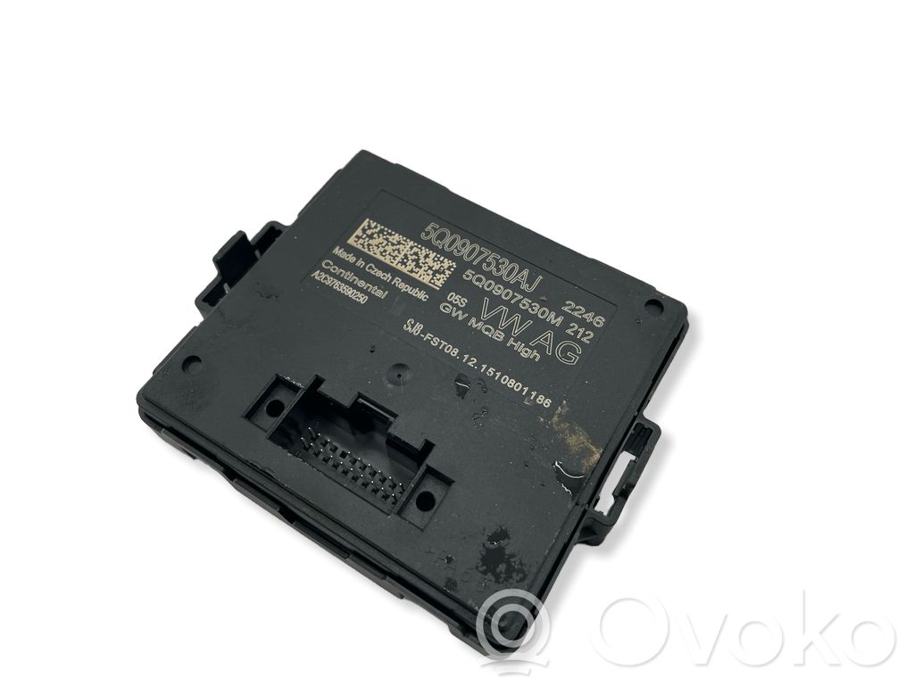 Volkswagen PASSAT B8 Módulo de control Gateway 