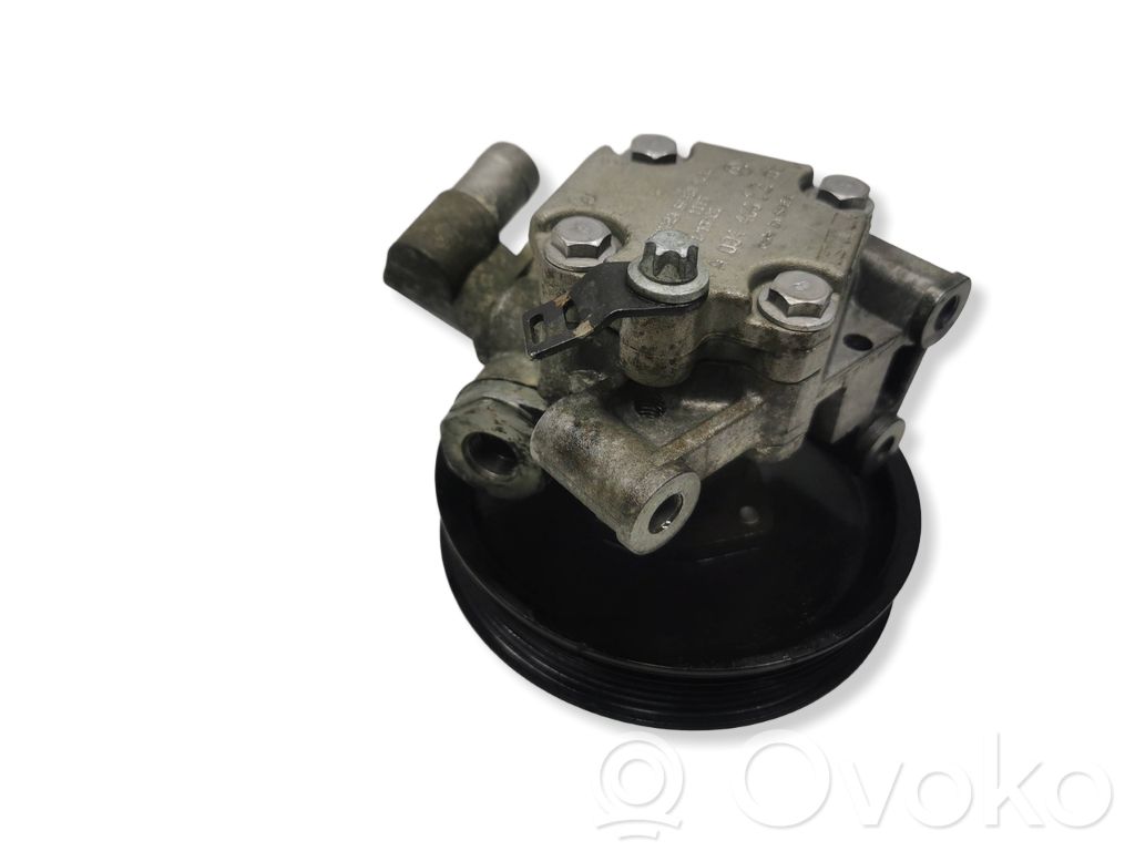 Mercedes-Benz CLK A209 C209 Power steering pump 