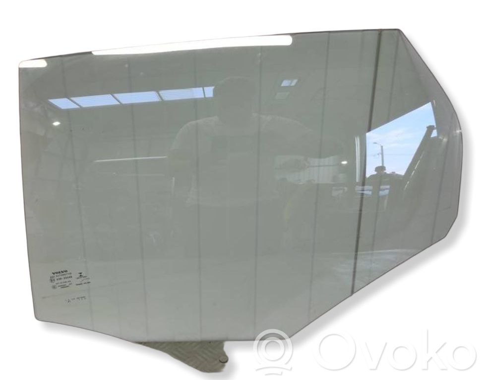 Volvo V40 Rear door window glass 