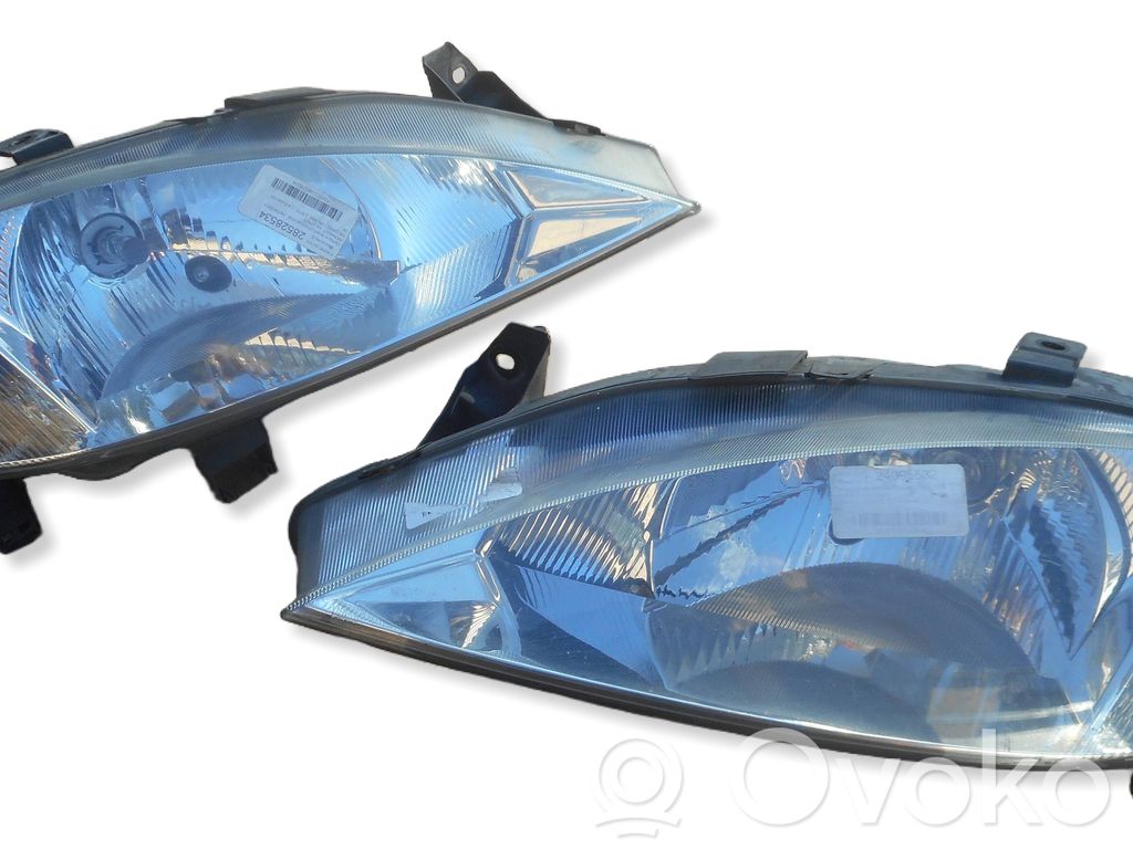 Renault Megane I Scheinwerfer 