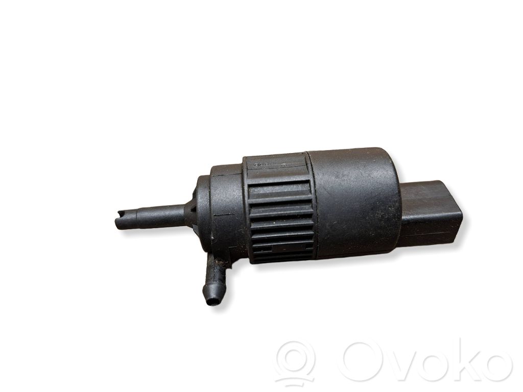 Windscreen/windshield washer pump   6M2113K082AA