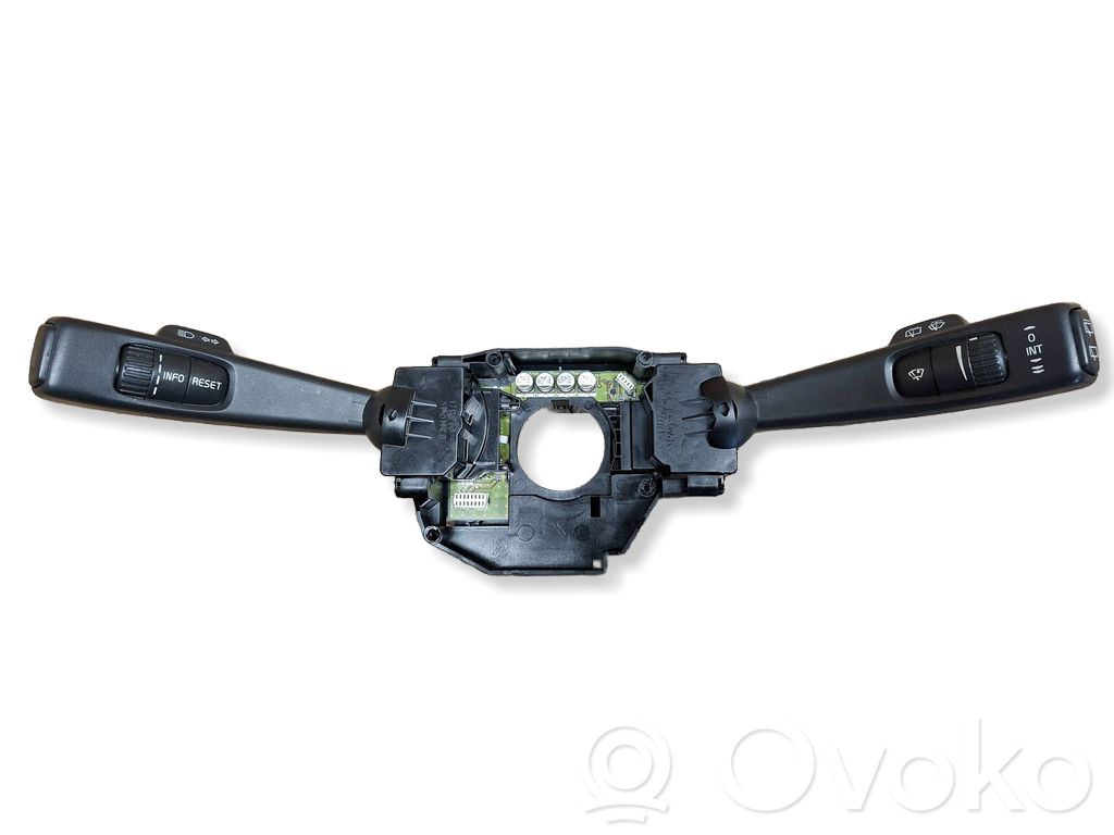 Volvo V50 Wiper turn signal indicator stalk/switch 