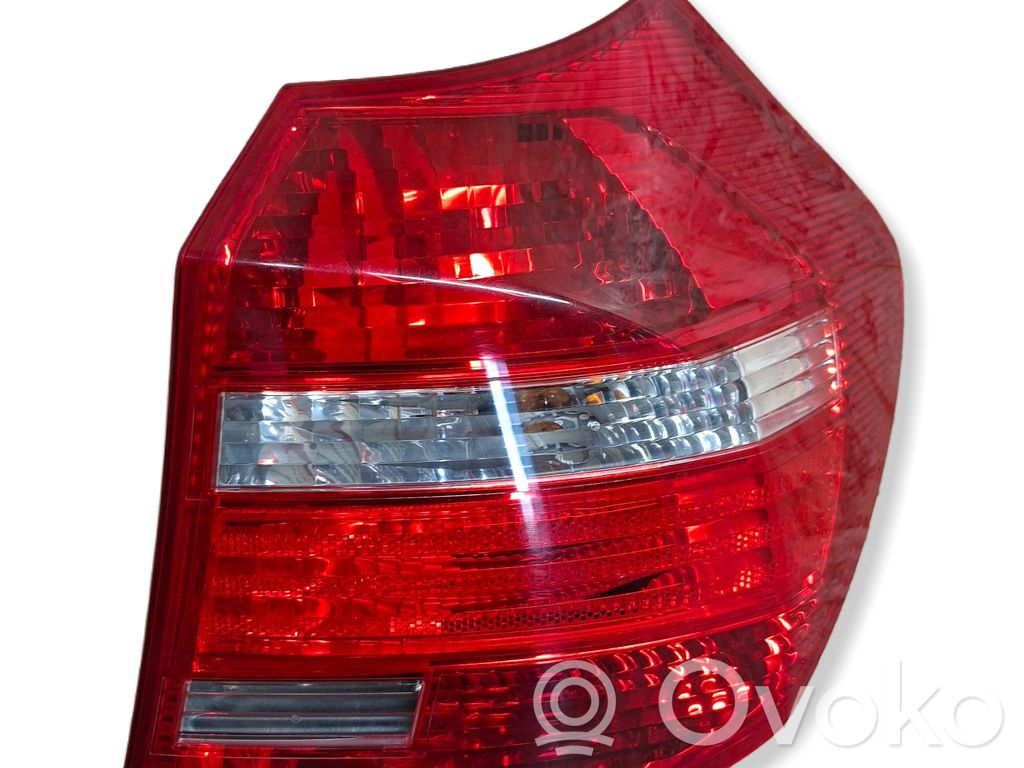 BMW 1 E81 E87 Galinis žibintas kėbule 