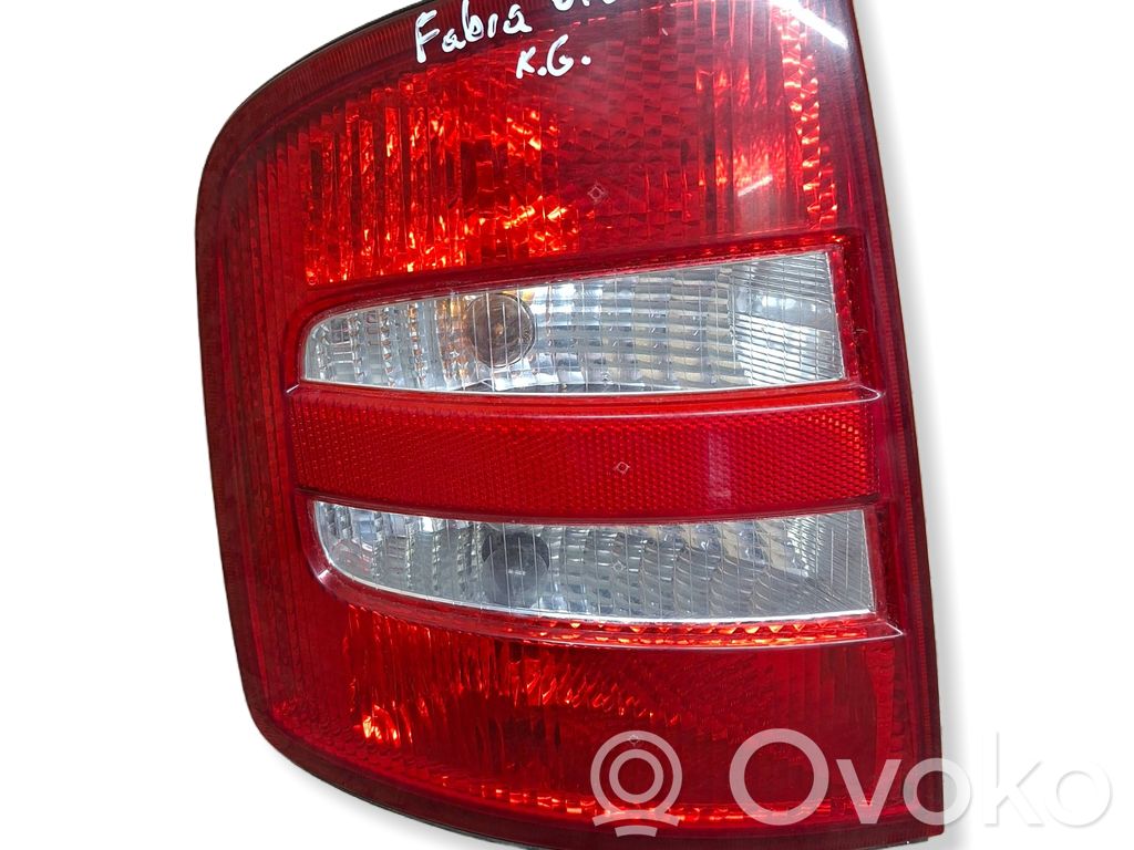 Skoda Fabia Mk1 (6Y) Lampa tylna 