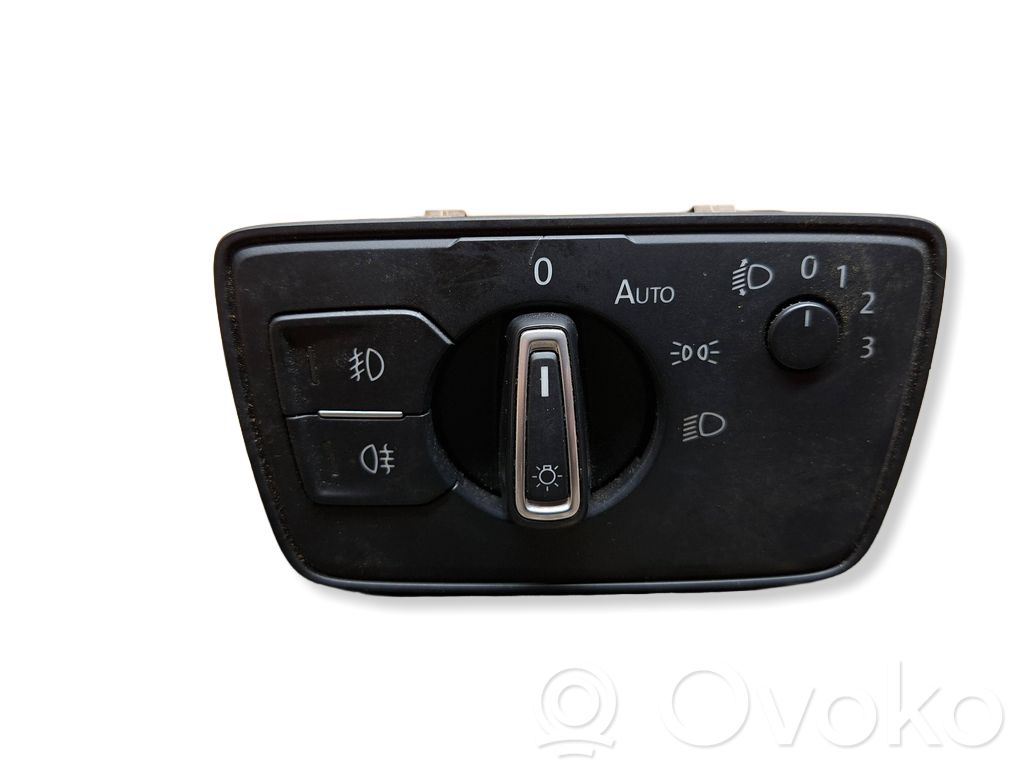 Volkswagen PASSAT B8 Light switch 