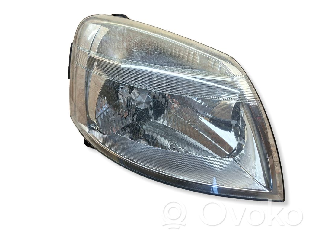 Citroen Berlingo Priekinis žibintas 