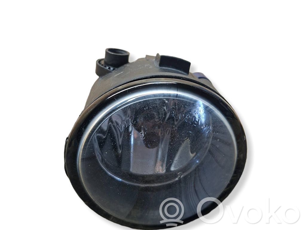 Nissan Qashqai Miglas lukturis priekšā 