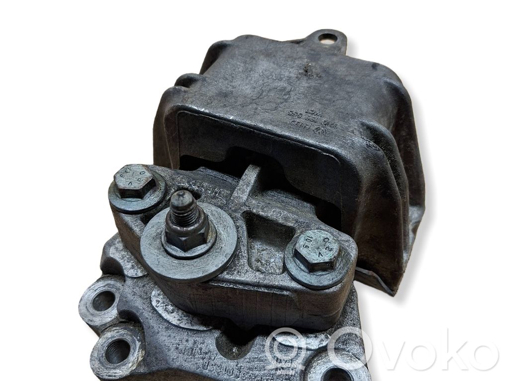 Ford Galaxy Engine mount bracket 