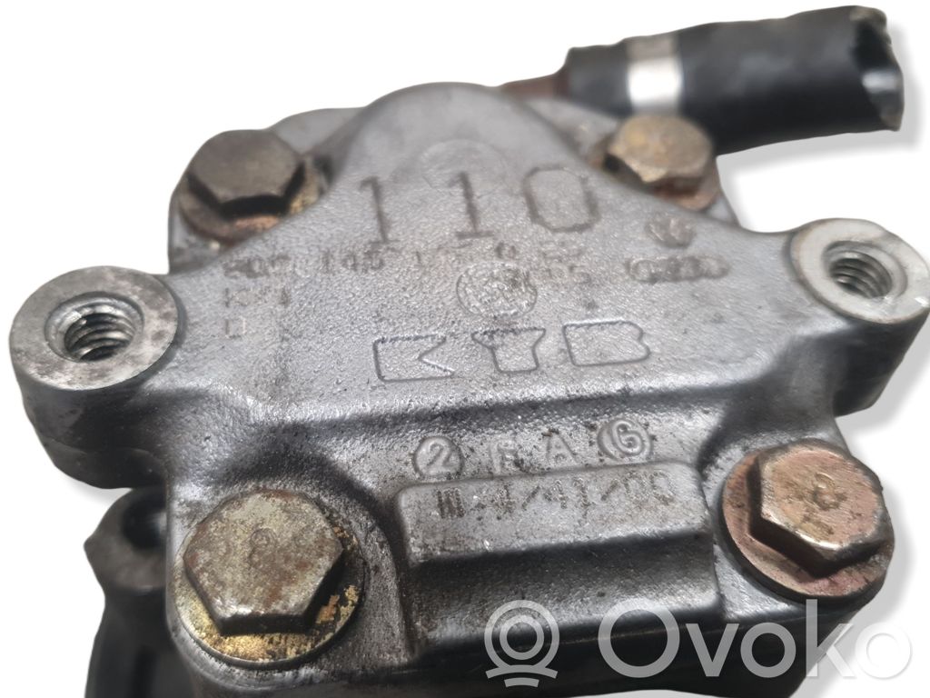 Volkswagen PASSAT B5.5 Ohjaustehostimen pumppu 